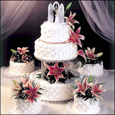 "Memorable Occasion ( 8Kgs Tier with Pillar Cake) - Click here to View more details about this Product