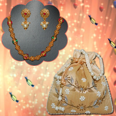 "Gift Hamper - code VD14 - Click here to View more details about this Product