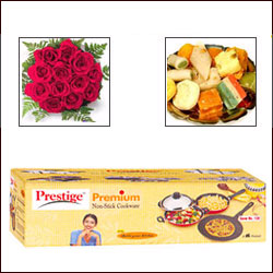 "Designer Round shape blue berry cake - 1kg - Click here to View more details about this Product