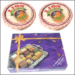 "Family Rakhis - code FHN05 - Click here to View more details about this Product