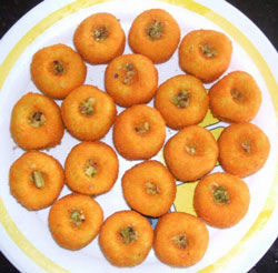 "1gram Fancy Maang Tikka - MGR-714-001 - Click here to View more details about this Product